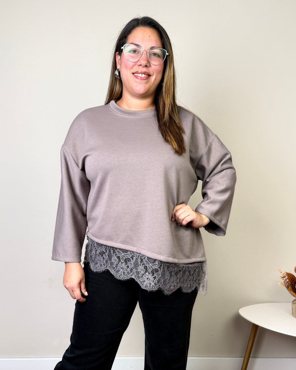 Camiseta Lisboa Taupe - SÜMAI COLLECTION - Camiseta Lisboa Taupe