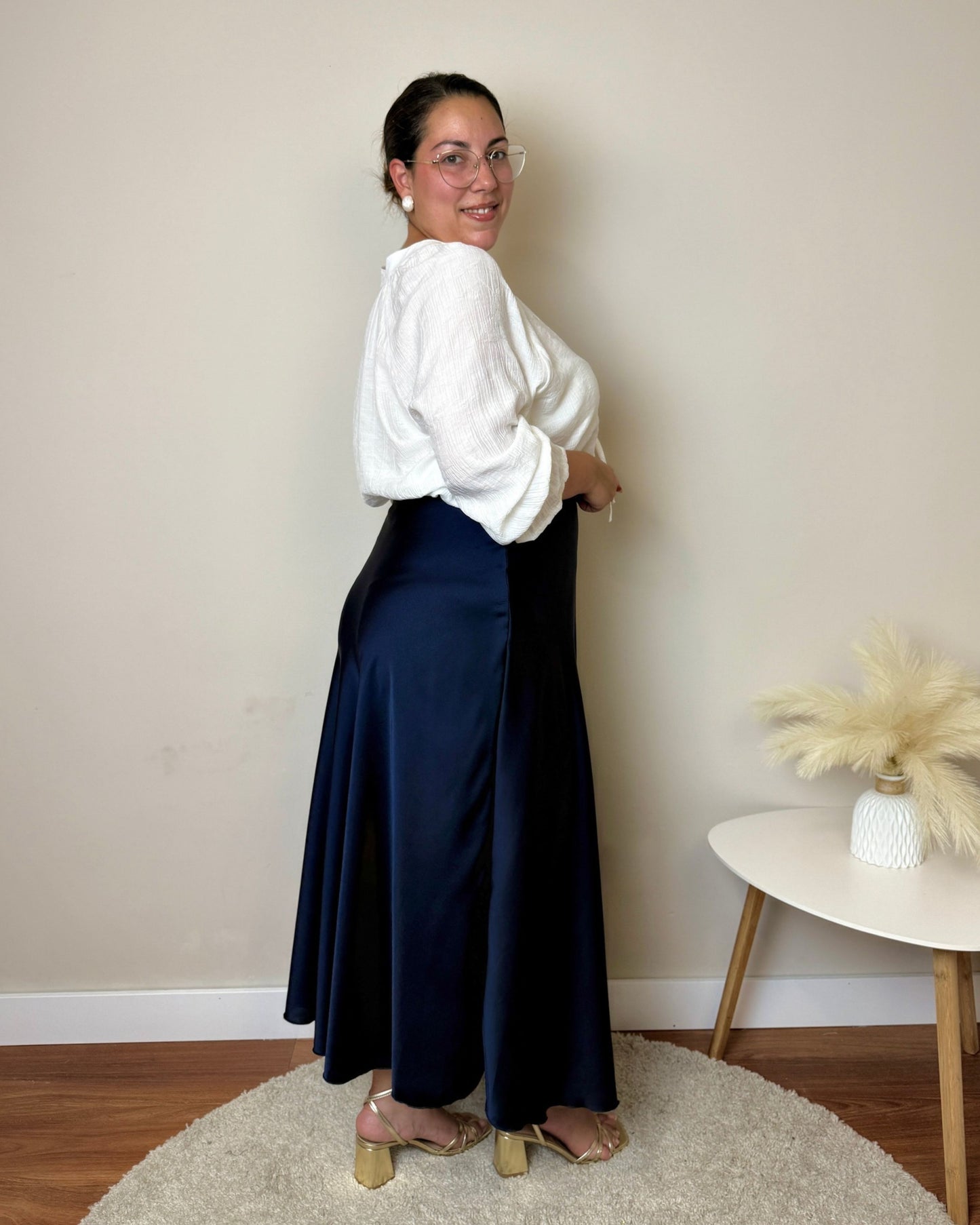 Falda Riviera
