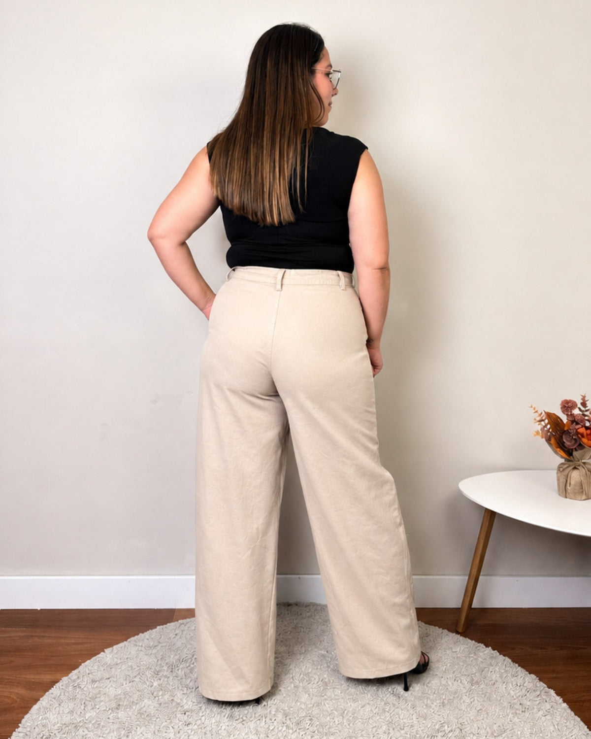 Pantalón Estocolmo beige - SÜMAI COLLECTION - Pantalón Estocolmo beige