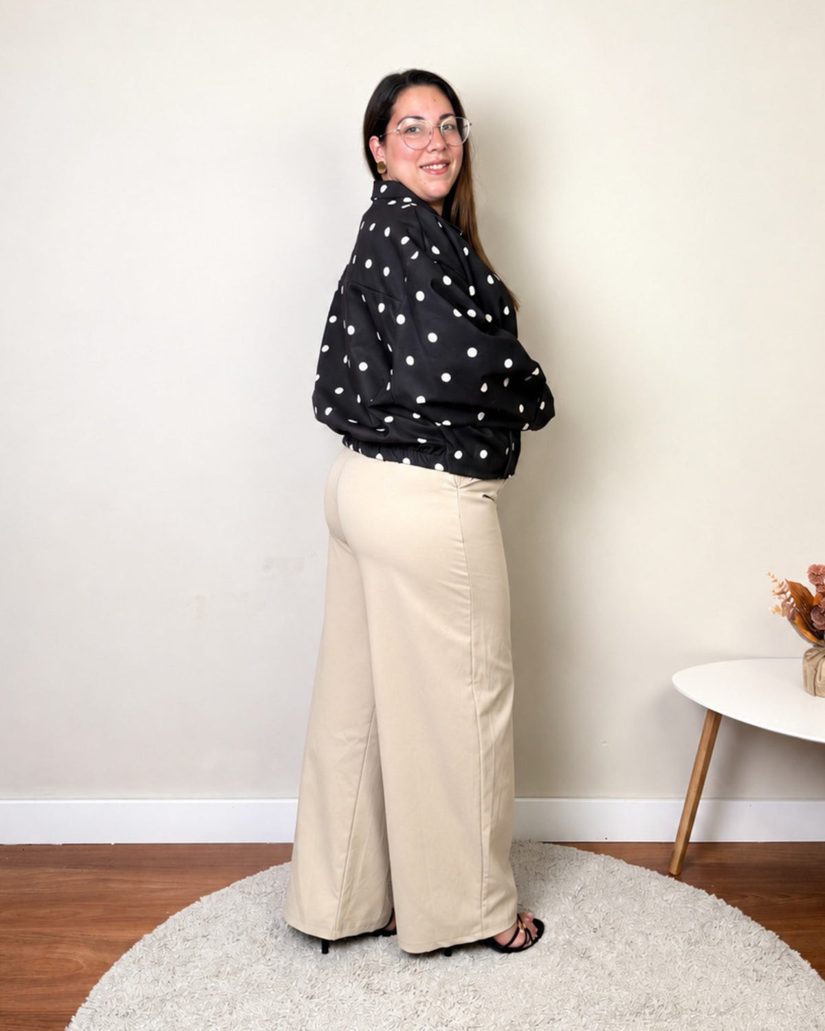 Pantalón Estocolmo beige - SÜMAI COLLECTION - Pantalón Estocolmo beige