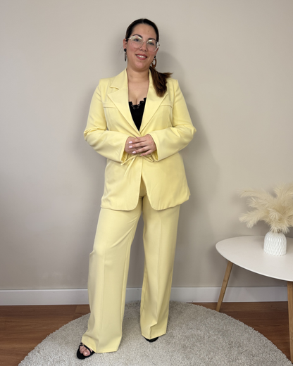 Traje Lazo
